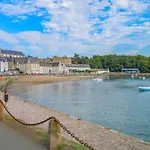 Holiday Home La Hulotais