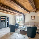 Holiday Home La Hulotais